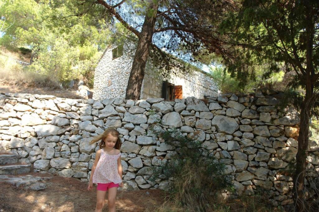 A Small Stone House By The Sea, In A Wineyard Nerezisca 외부 사진